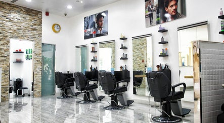 Black Stallion Gents Salon - Murjan