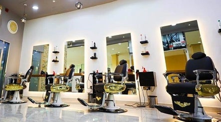 Black Stallion Gents Salon - Murjan image 2