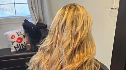 Lind’z Hair Studio, bilde 2