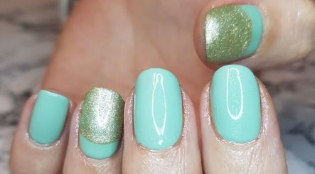 Charlotte's Nail Lounge obrázek 3