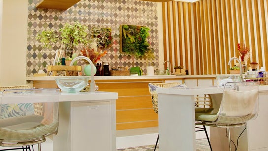 Beauty Chic Salon Lounge