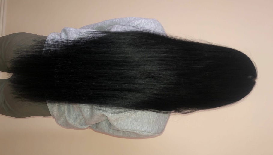 Hairextensionsbycaila image 1