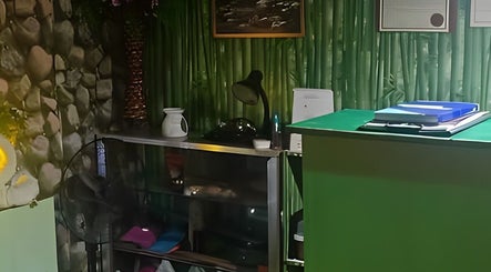 Therapure Massage and Spa image 3