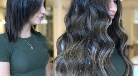 Candescent Hair and Lashes image 2