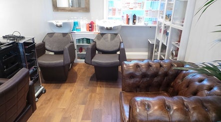 Crystalise Salon - West Hampstead slika 3