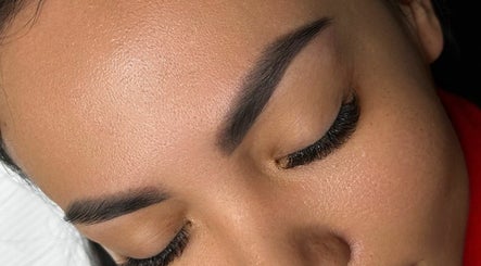 Lash and Pmu Academy Anna Zlociak