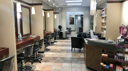 Bellevue Salons Master Stylists / Colorists afbeelding 2