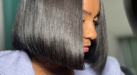 Tresses x Tee