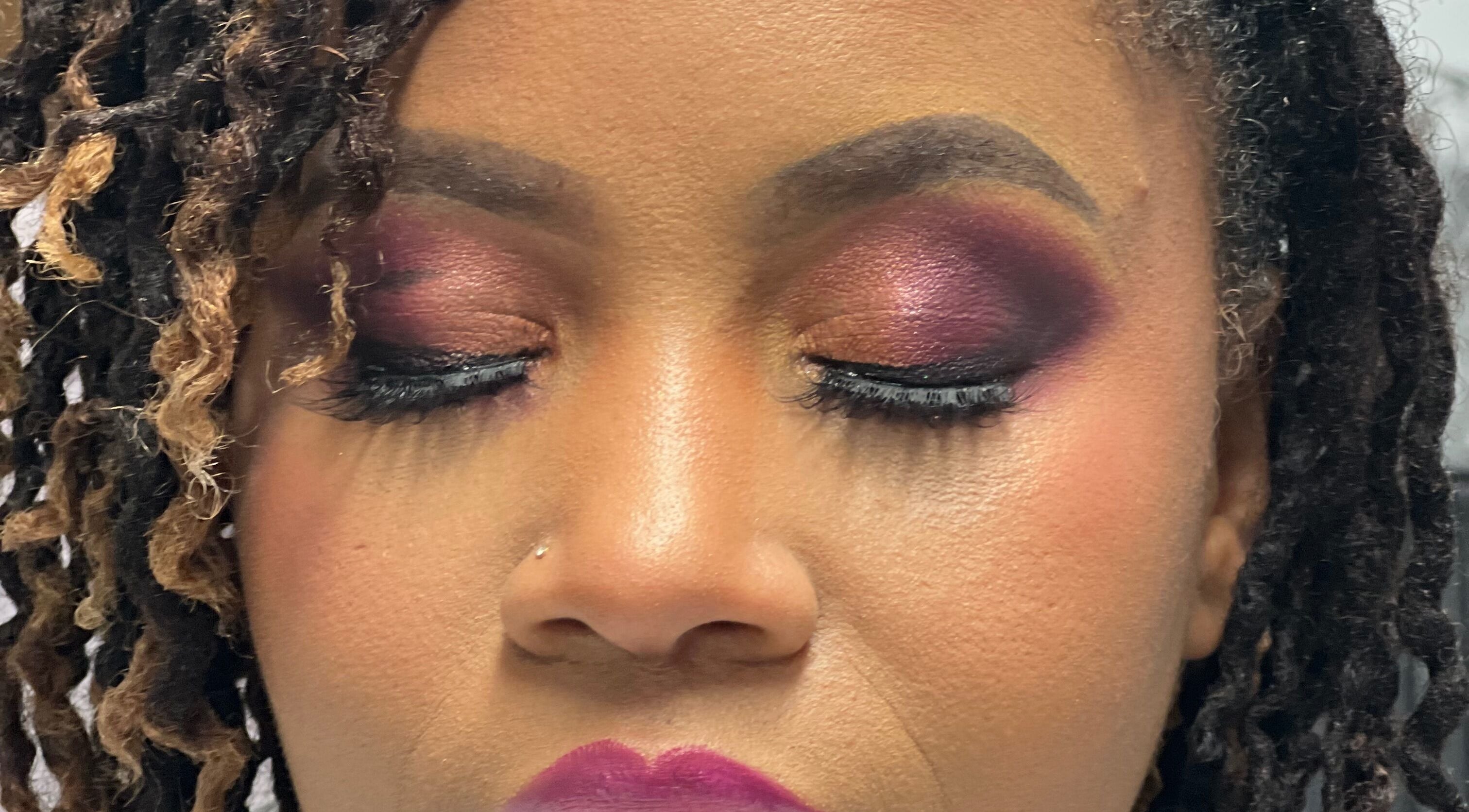 Elegant eye makeup by Angelica Johnson, showcasing vibrant colors in Shreveport, Louisiana, US.