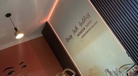 Classy Lash Goddess Claremont CPT image 3