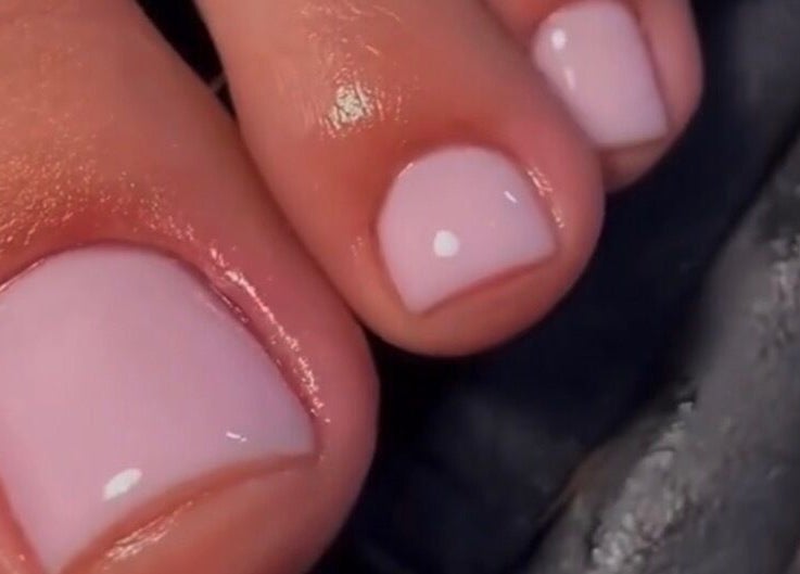 Freshly polished toes at Goddess Glow Pedi & Wax Bar, Cape Town, Western Cape, ZA.