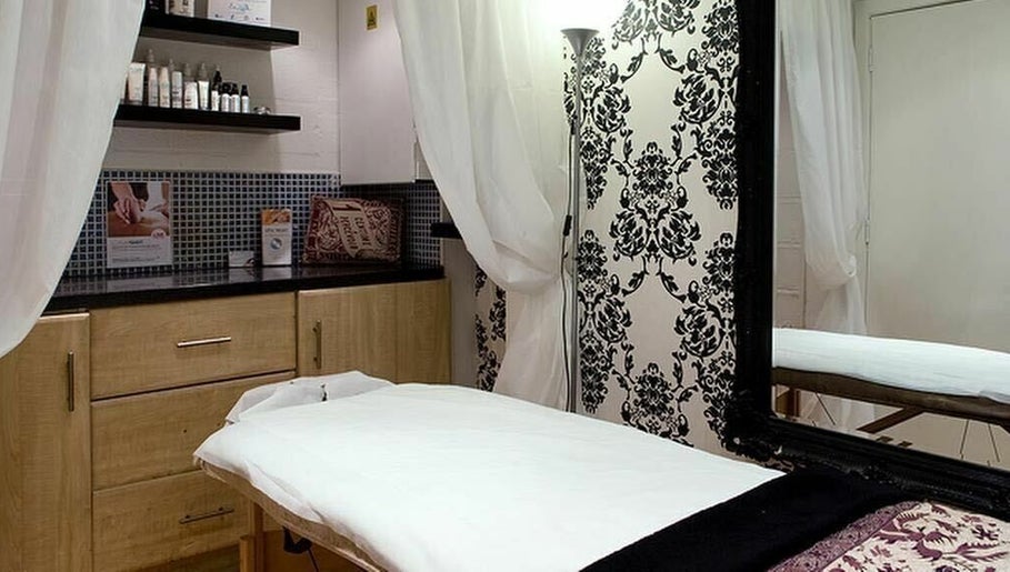 Little Treats Holistic Therapies image 1