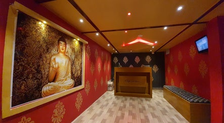 The Signature Unisex Spa