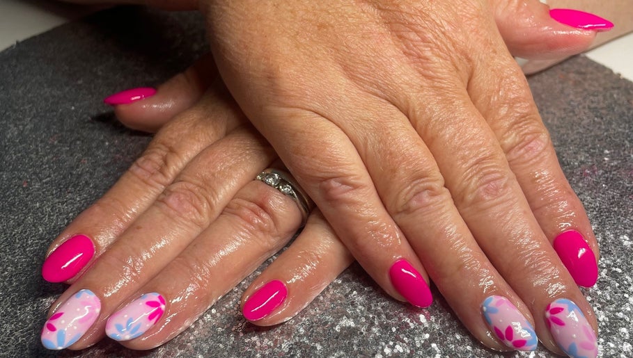 Beautiful pink and floral nail art from The Glam and Glow Studio, Havant, England, GB.