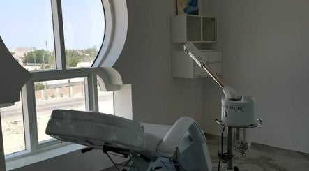 iCare Salon image 3