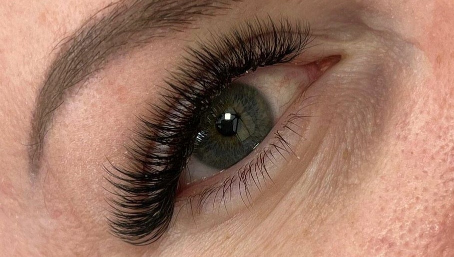 Lashes and Beauty By Jessica – kuva 1
