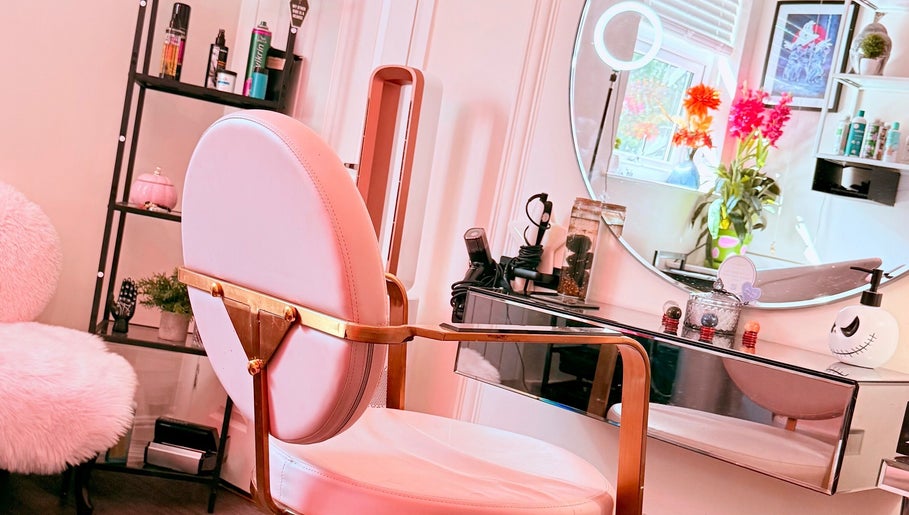 Stylish beauty station at Namastique, Hull, England, GB with plush seating and vibrant decor.