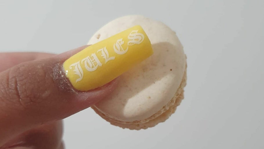 Nails image 1
