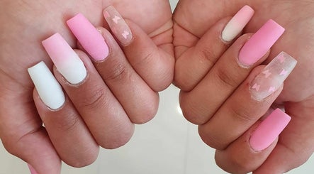 Nails image 2