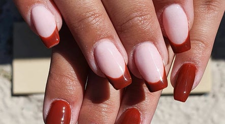 Nails image 3