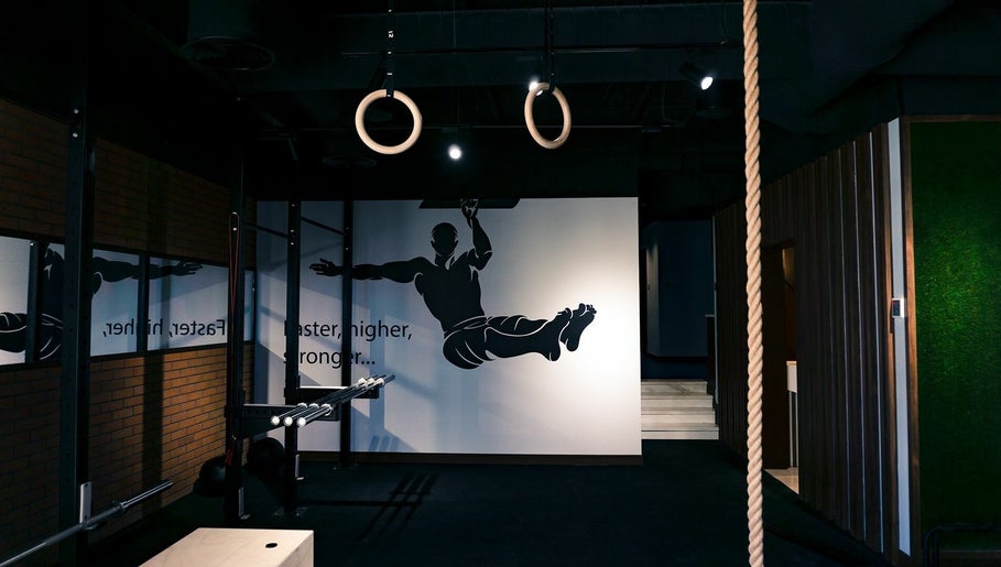 Evolution Fitness image 1