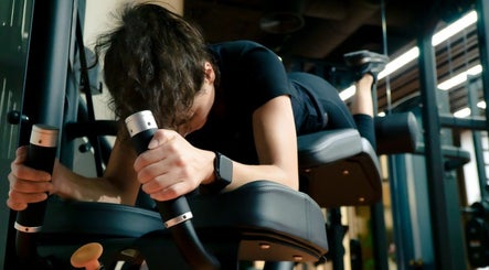 Evolution Fitness image 3