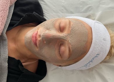 Relaxing clay mask facial at Beau.t, Horsham, England, GB, enhancing skin rejuvenation and tranquility.