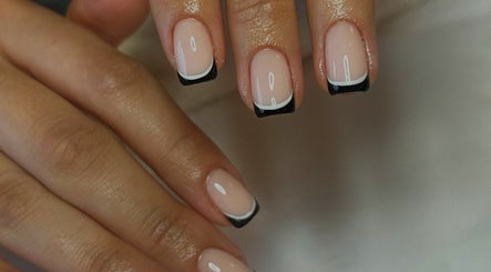 Nails by Beschi image 3