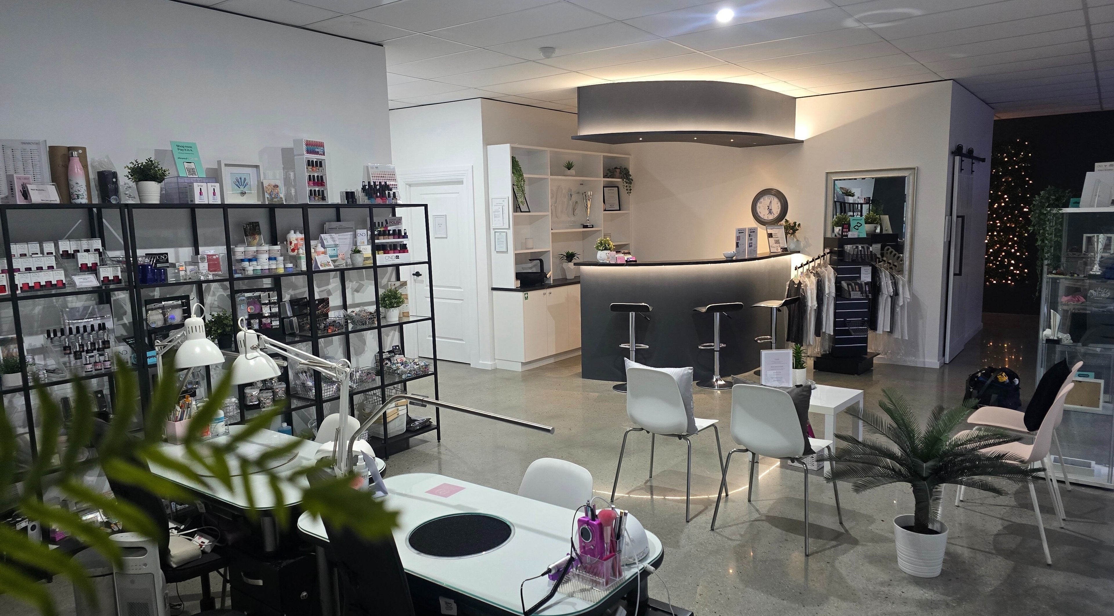 Elegant reception area at Elite Business Studios Pty Ltd in Joondalup, Western Australia, AU, showcasing modern design.