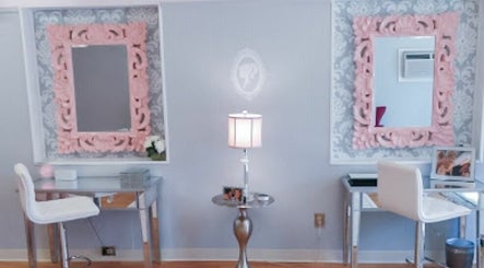 Oh My Glam! Spa & Beauty Bar image 2