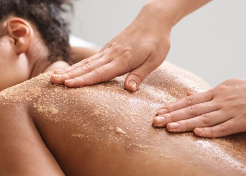 Relaxing body scrub at SPS101 - Hilton Bentley Miami Beach, Miami Beach, Florida, US spa by the sea.