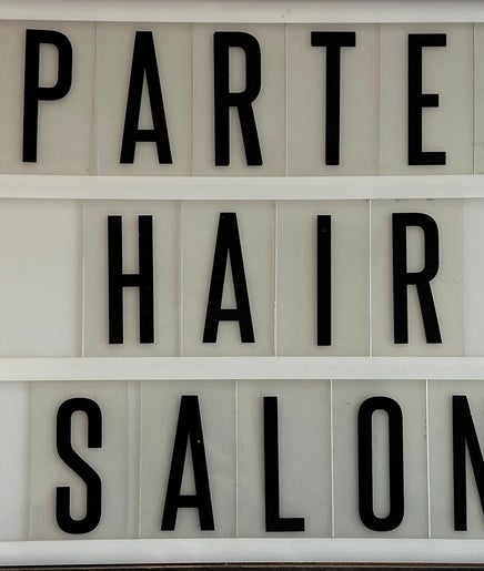 Parted Hair Salon, bilde 2