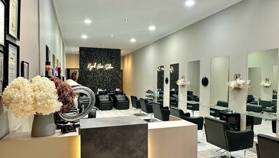 Kynk Hair Salon image 1
