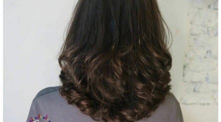 Sun Yoong Hair Specialist image 3