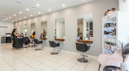 Hair Collective - Colour Specialists – obraz 2