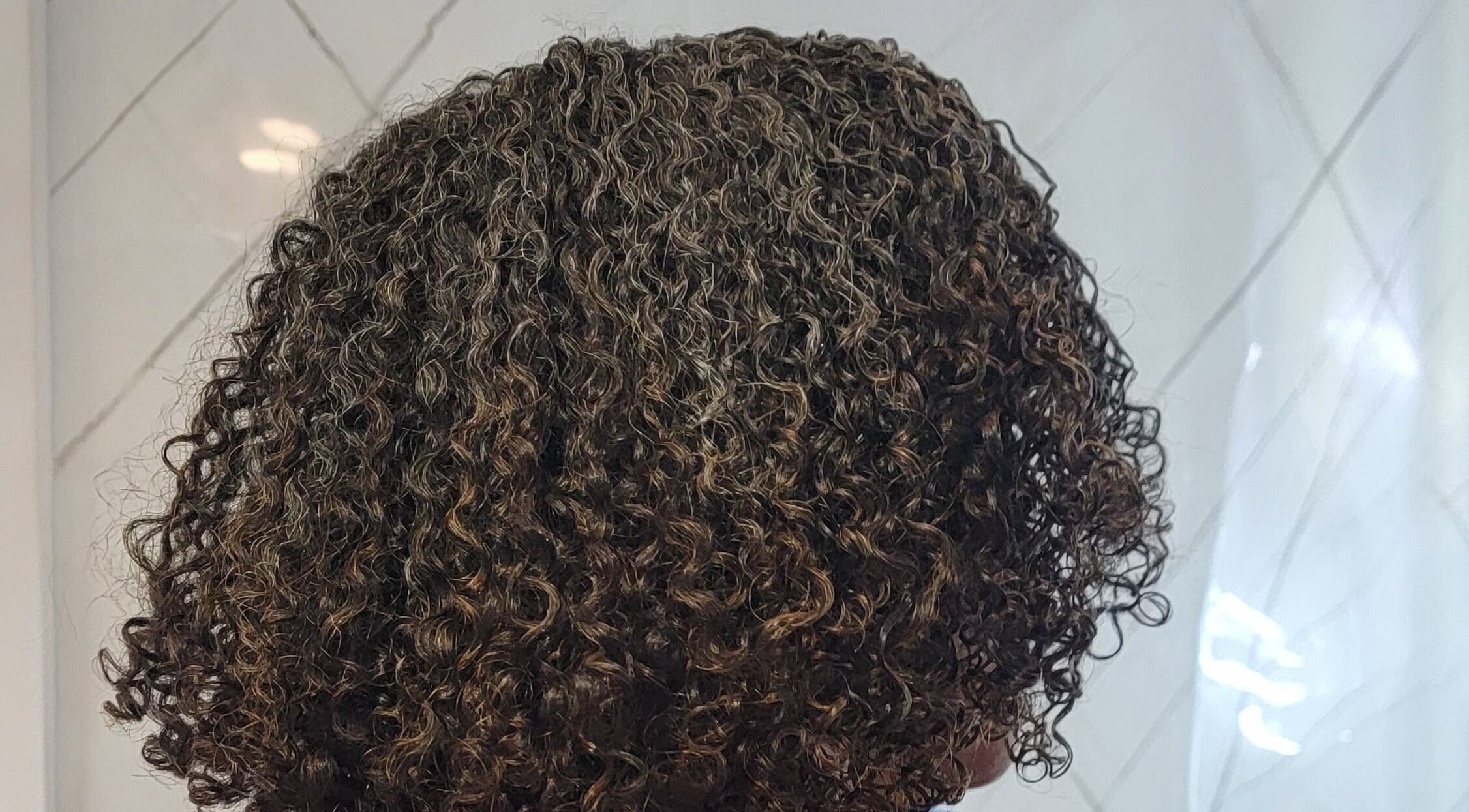 Rizos definidos en Beauty Space by Jenn, San Pedro de Macoris, San Pedro de Macoris, DO.