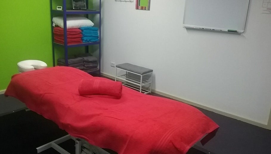 Maitland Massage Therapy Centre afbeelding 1