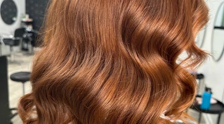 Christie Isabel Hair изображение 3