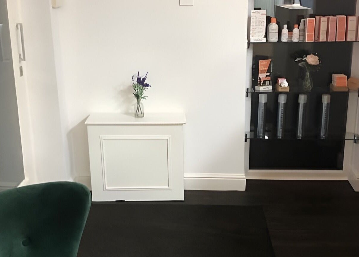 Modern reception at The Salon Holt, Holt, Wales, GB with a sleek design and fresh decor.