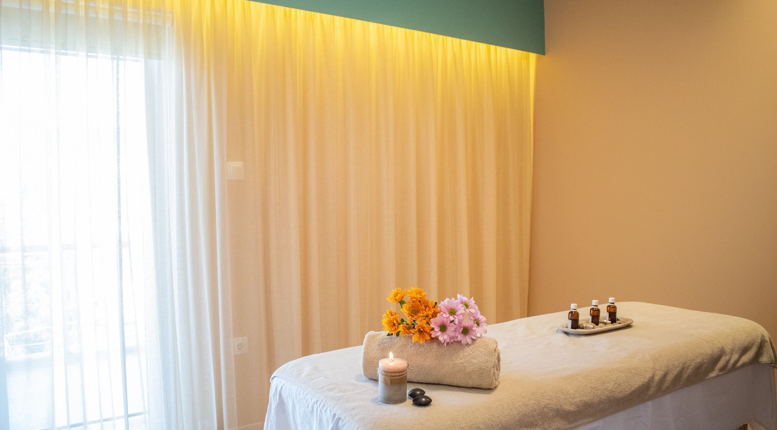 Σαλόνι θεραπείας στο Harmony Spa, Μαρούσι, GR με χαλαρωτική ατμόσφαιρα.