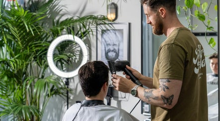 The Art Barbers St Kilda imaginea 2