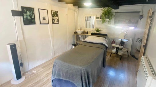 Eden Beauty & Holistics - Bidford