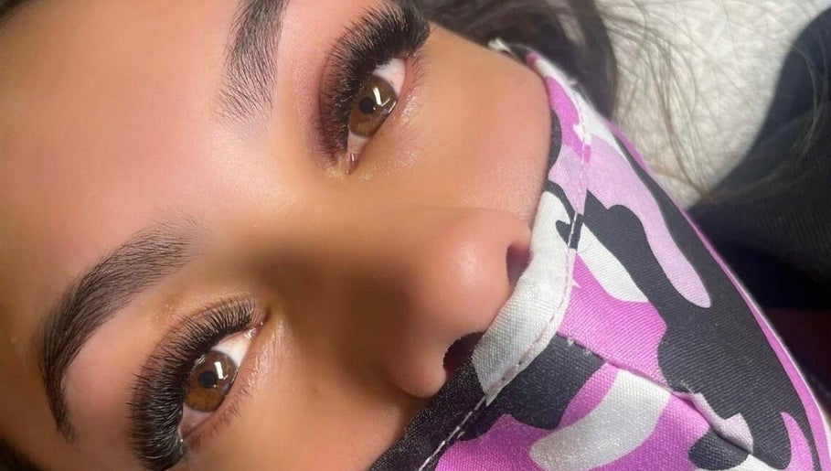 55 Eyelash Extensions image 1