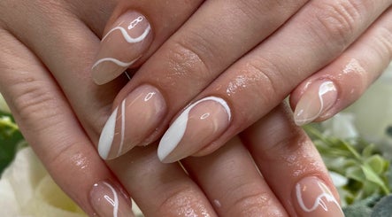 Nails by Monique billede 2