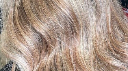 Eve Reed Hair imagem 3