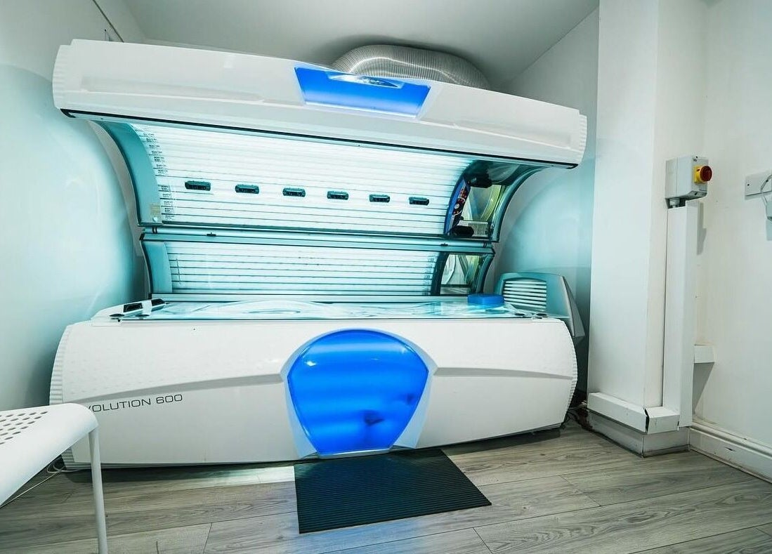 Modern tanning bed at Bronzed of Broadstone, Poole, England, GB for premium sun-kissed glow.