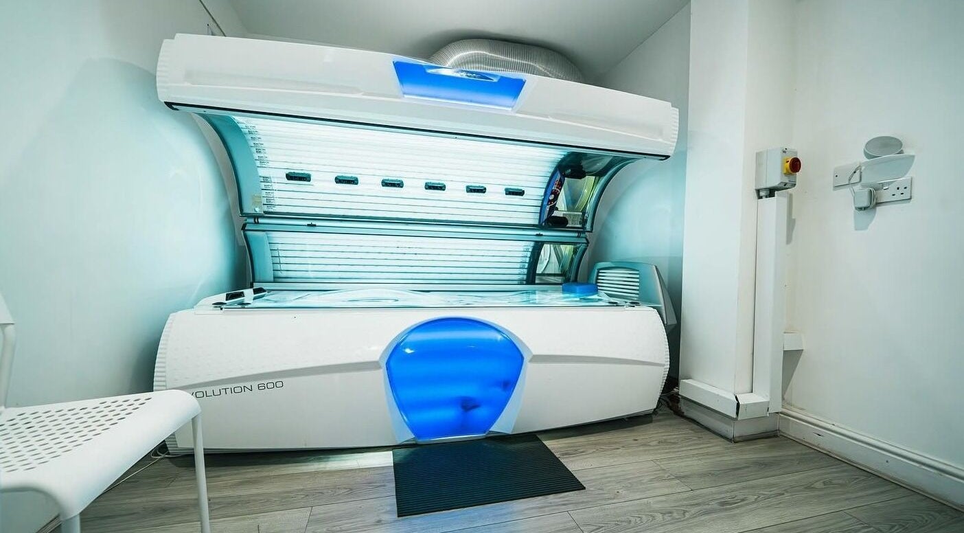 Modern tanning bed at Bronzed of Broadstone, Poole, England, GB for premium sun-kissed glow.