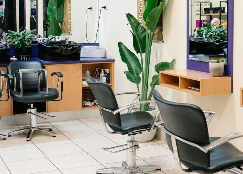 Modern salon chairs and mirrors at Meraki Curlz in Mount Sheridan, Queensland, AU.