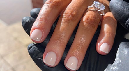 Nails by Gabrielle Marileide