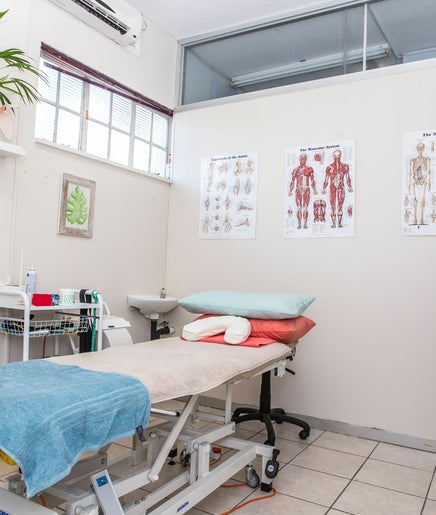 Amanda Hawke Physiotherapy -Northwood Sports Medicine Centre image 2